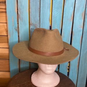 Stallion by Stetson fedora style cowboy hat size 7 3/8 olive green wool felt